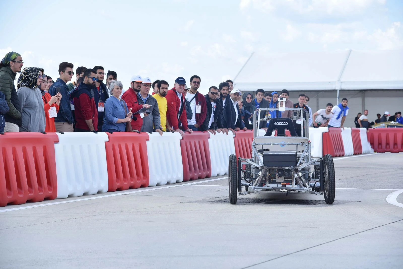 Gençler TEKNOFEST ile Geleceğin Teknolojilerine Hazırlanıyor